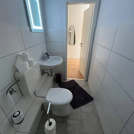 Hochwertige Wohnung in der Altstadt Krefeld Exterior foto
